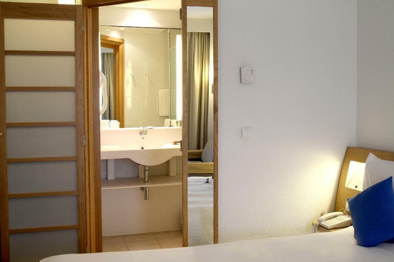 Novotel Константин Екстериор снимка