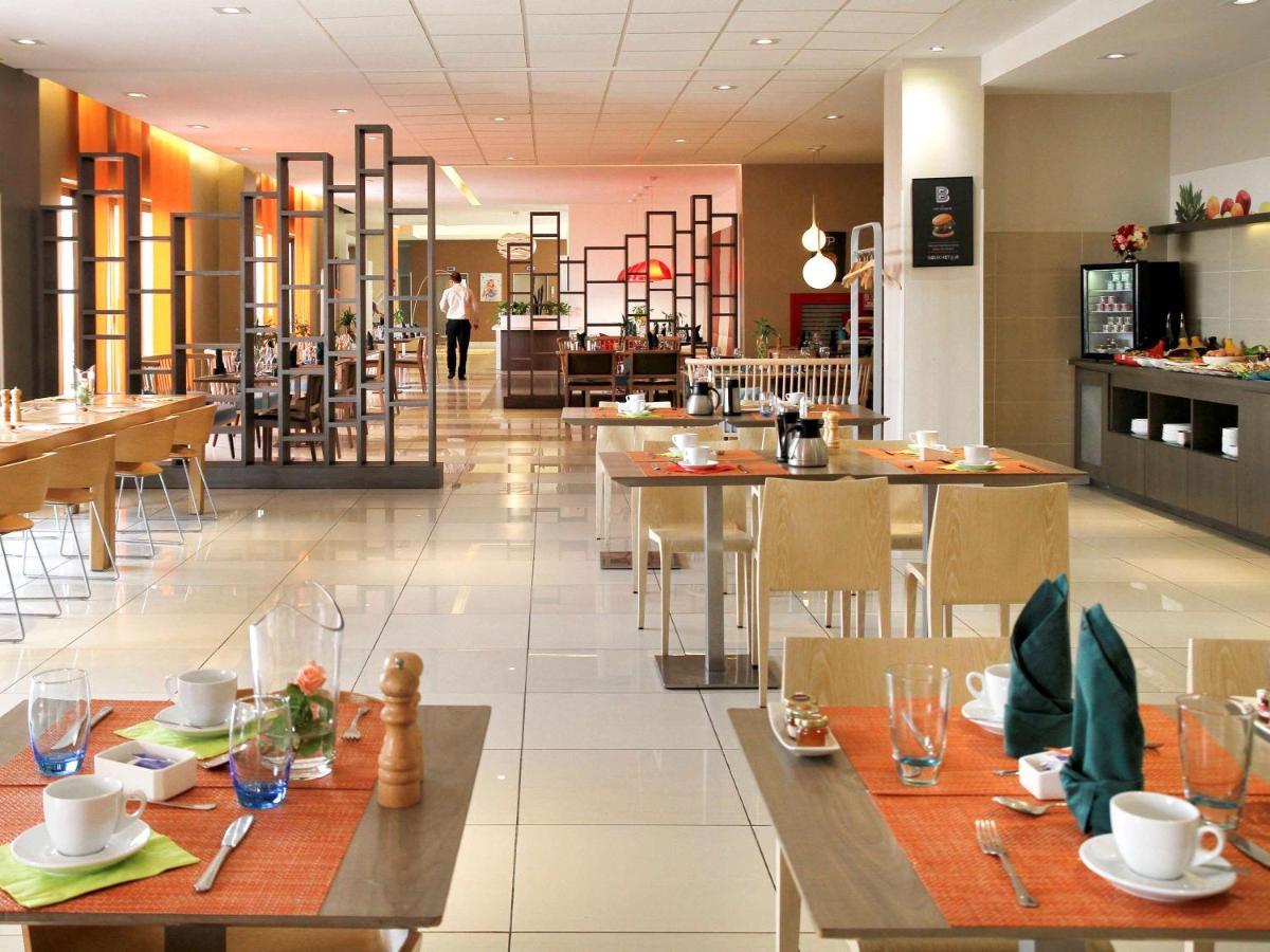 Novotel Константин Екстериор снимка