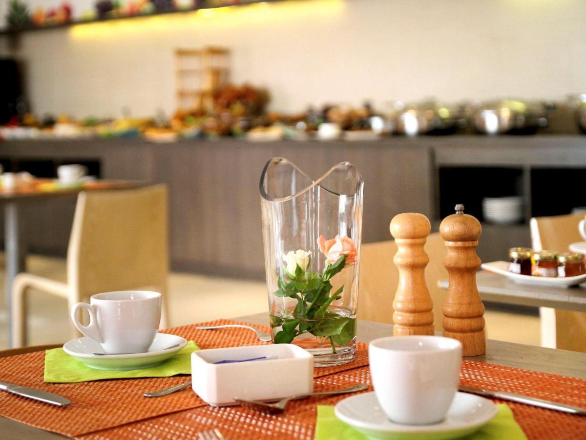Novotel Константин Екстериор снимка